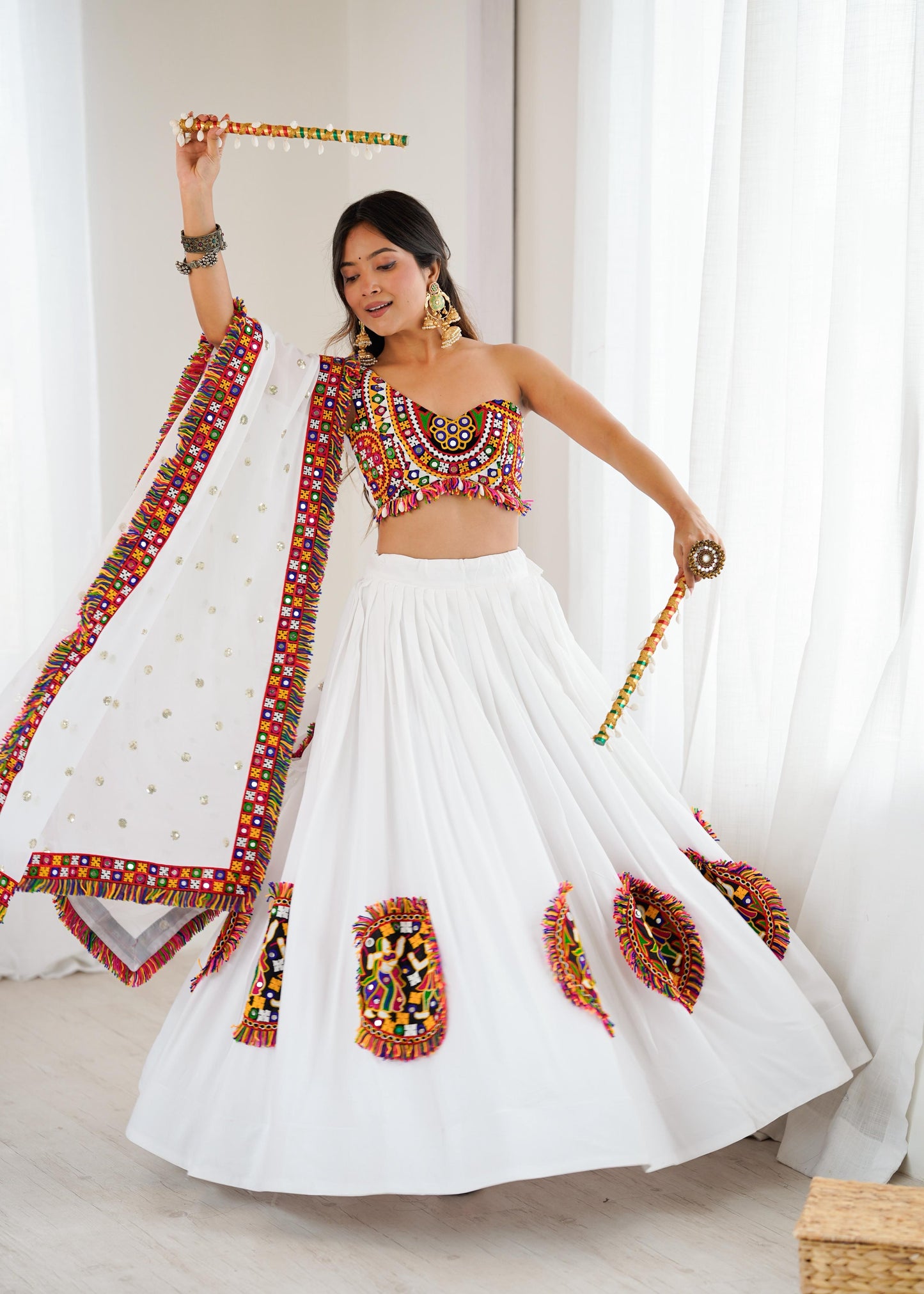 Boutique Heavy Rayon Lehenga with Real Mirror Gamthi Work ā Ready to Wear Full-Stitched Set