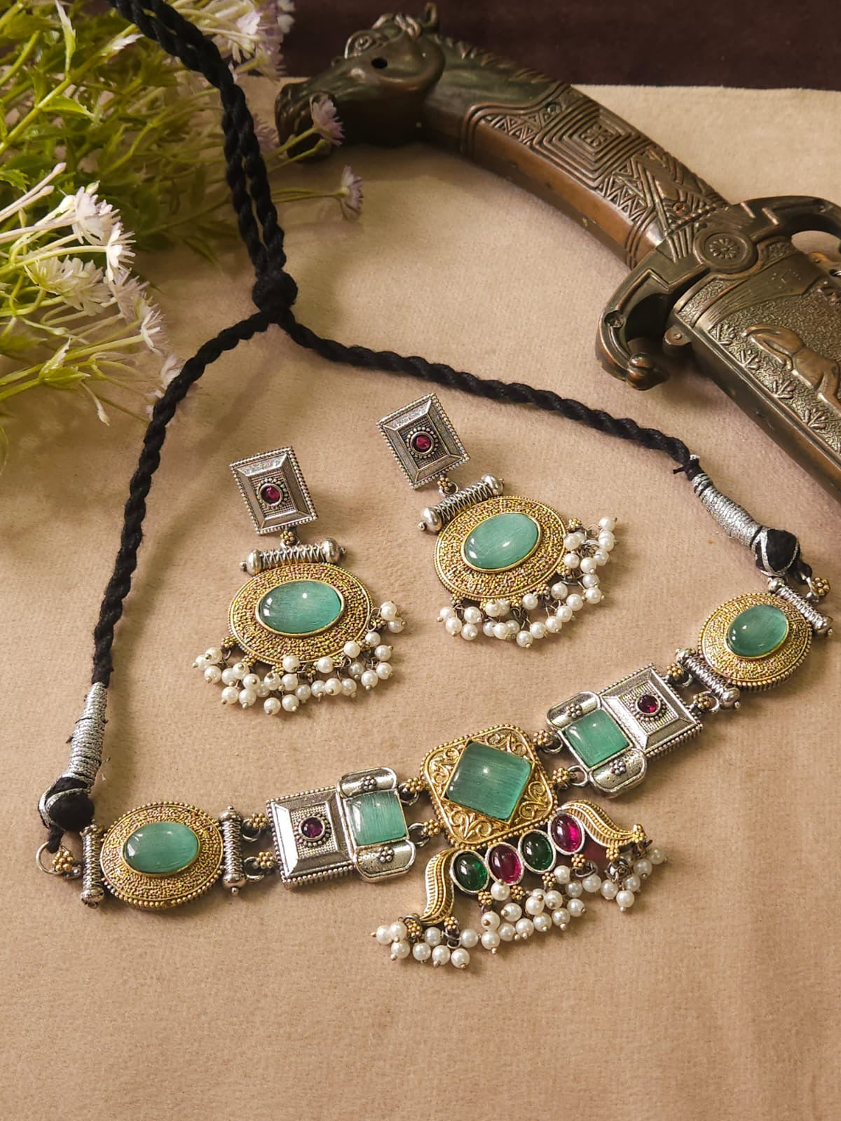 ✨ Premium Dual Tone Monalisa Choker Set ✨