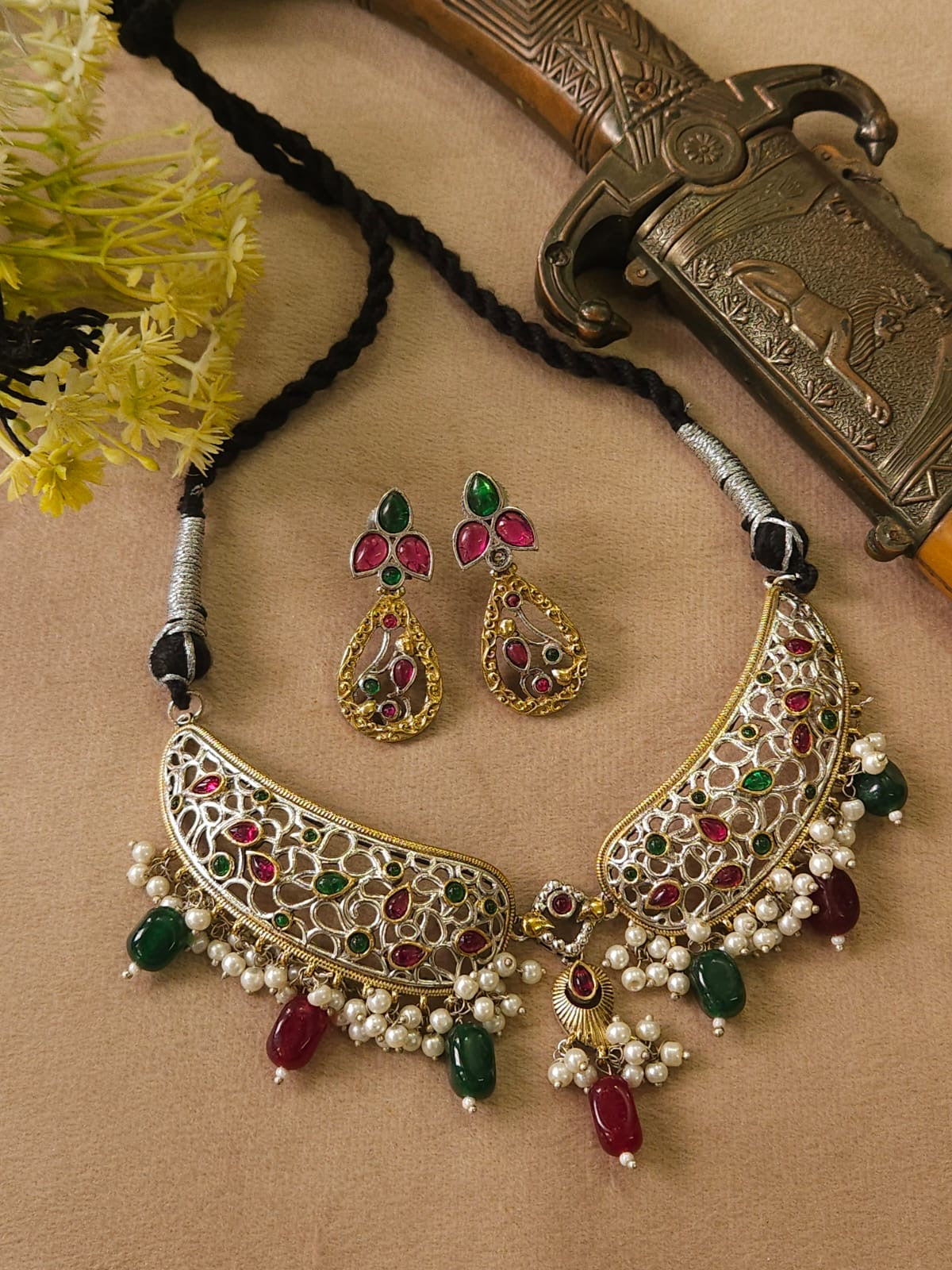 Premium Dual Tone Hasli Necklace Set – Elegant Statement Jewelry