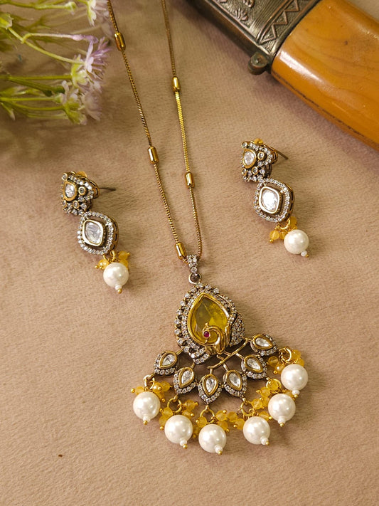 Antique Victorian finish for a luxurious look