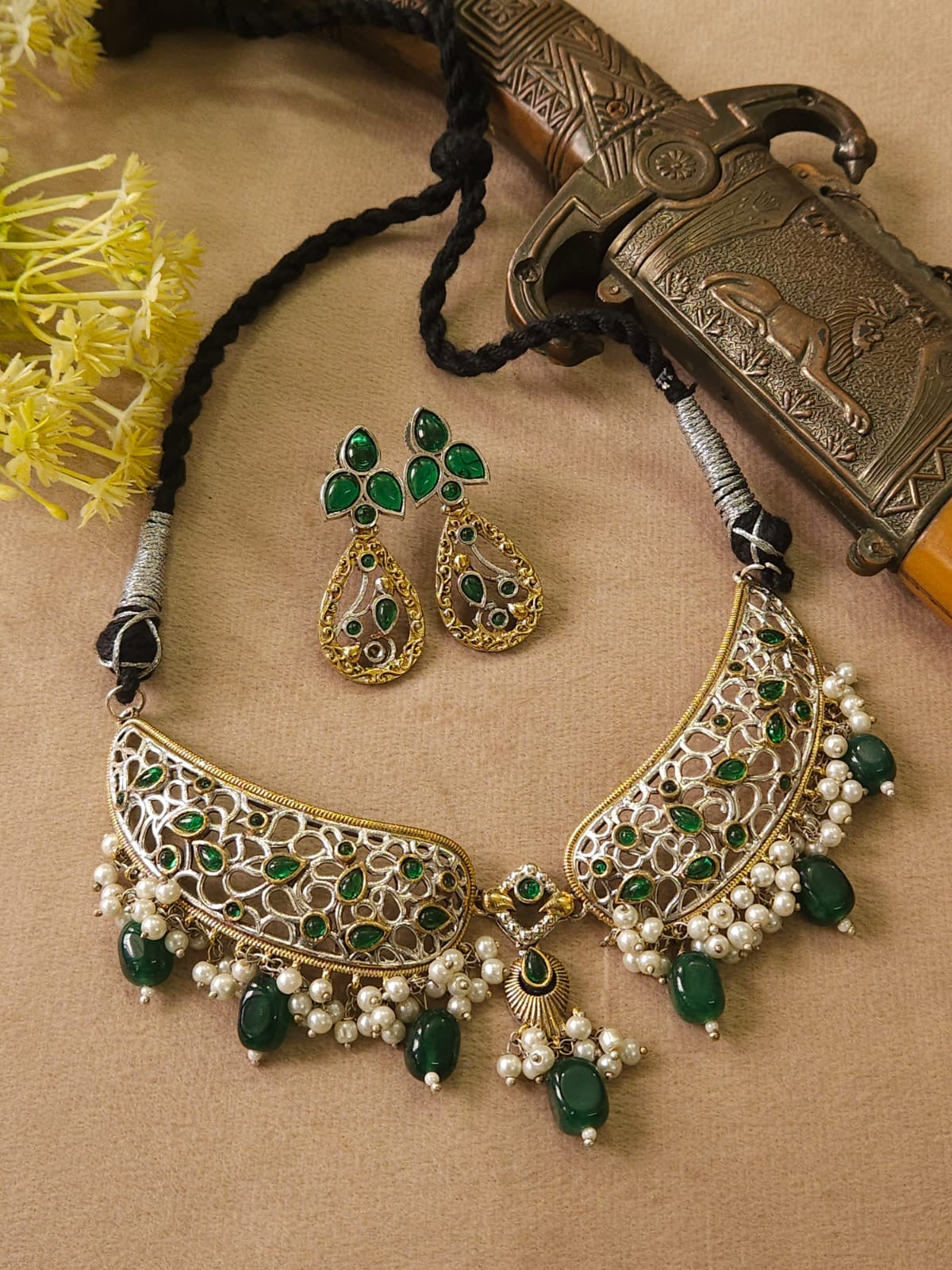 Premium Dual Tone Hasli Necklace Set – Elegant Statement Jewelry