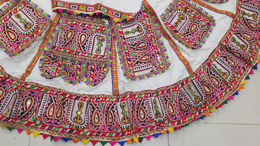 Navratri 2025 Competition Winning Heavy Rayon Cotton Gamthi Work Chaniya Choli (8/9 Mtr Flair)