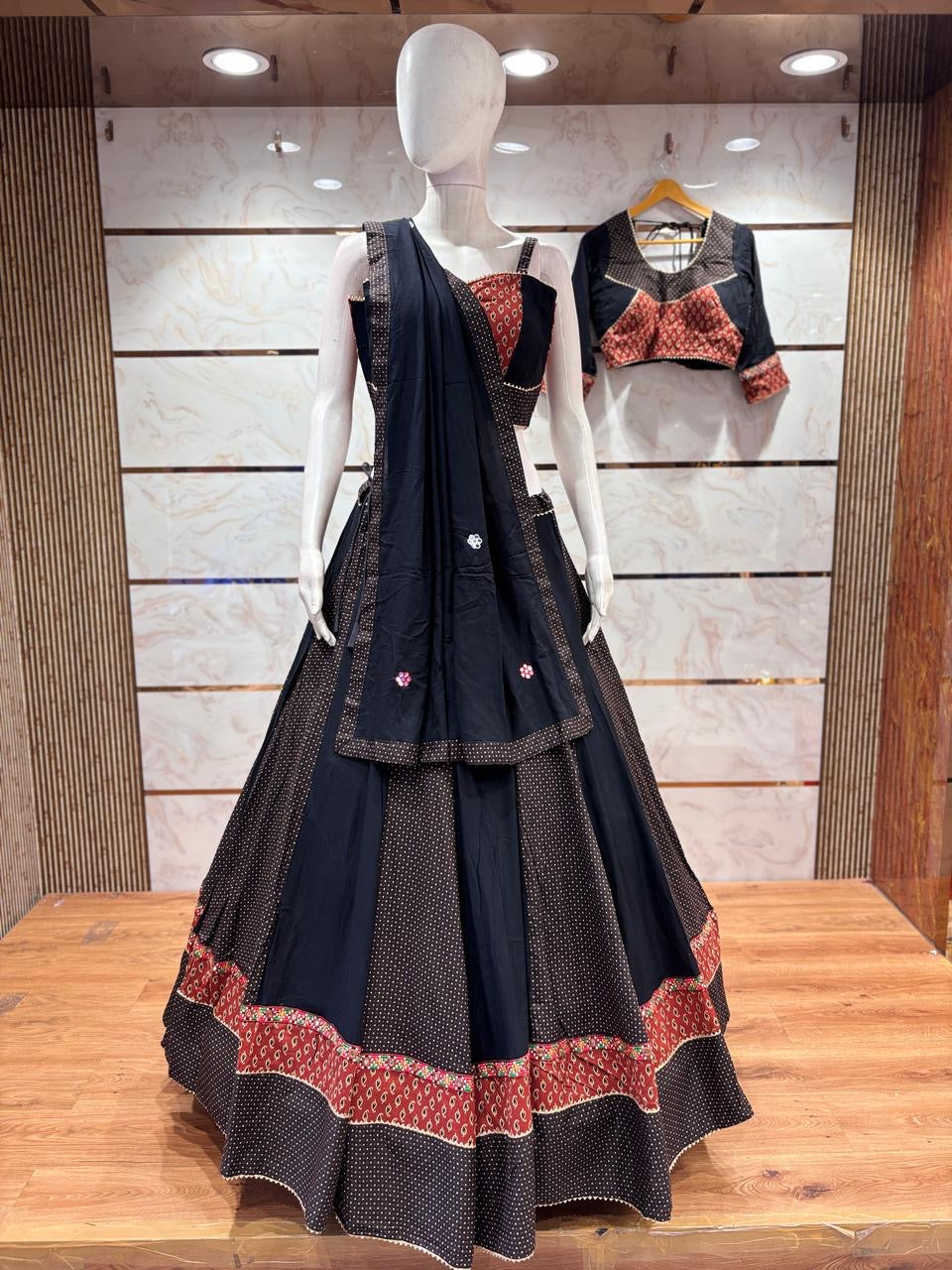 Double Blouse Multi Kalamkari Chaniya Choli – 8m Flair | Spaghetti & Full-Sleeve Blouse | Multi Work Border