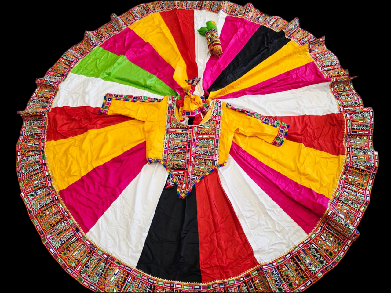 Navratri 2025 Special – Heavy Rayon Cotton Multicolor Lehenga Choli with Gamthi & Mirror Work (8/9 Meter Flair)