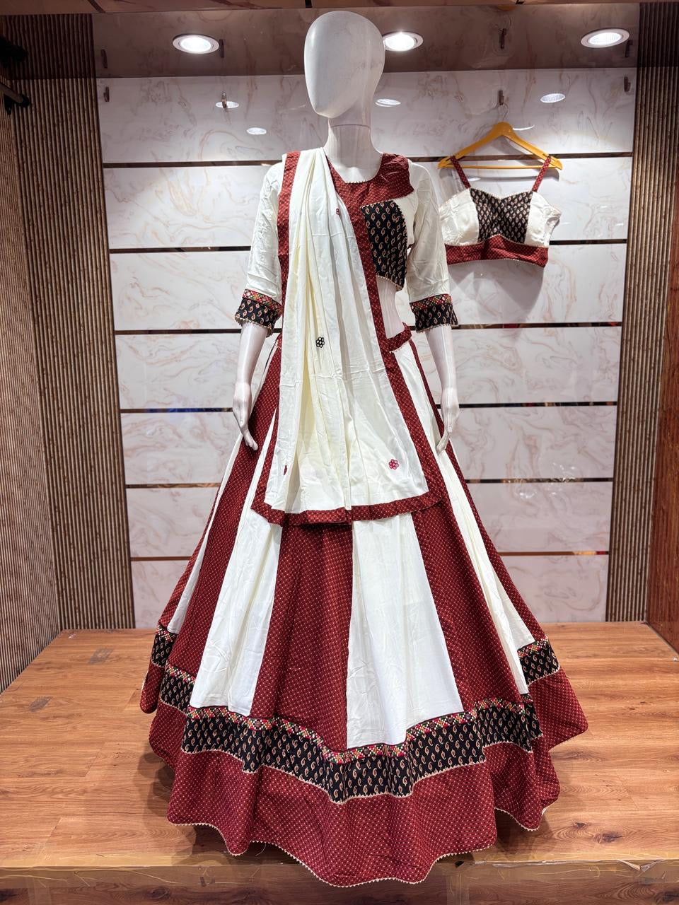 Double Blouse Multi Kalamkari Chaniya Choli – 8m Flair | Spaghetti & Full-Sleeve Blouse | Multi Work Border