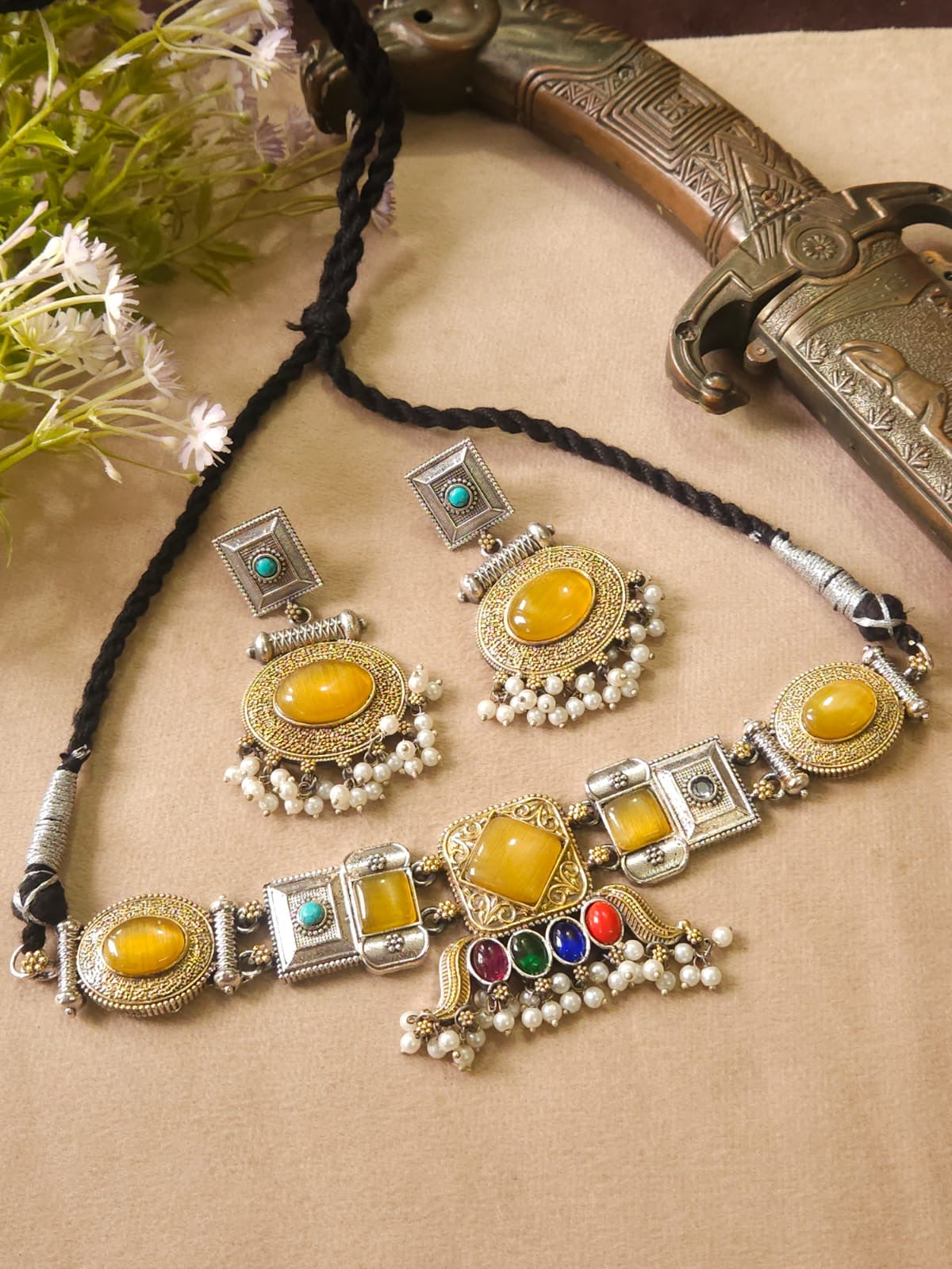 ✨ Premium Dual Tone Monalisa Choker Set ✨