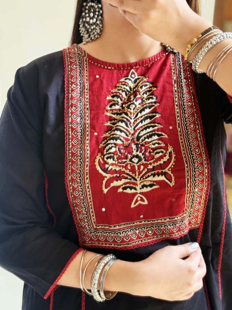 RC Kurtis Exclusive 2468 – Festive Cotton Kurta Set with Handwork & Crochet Detailing